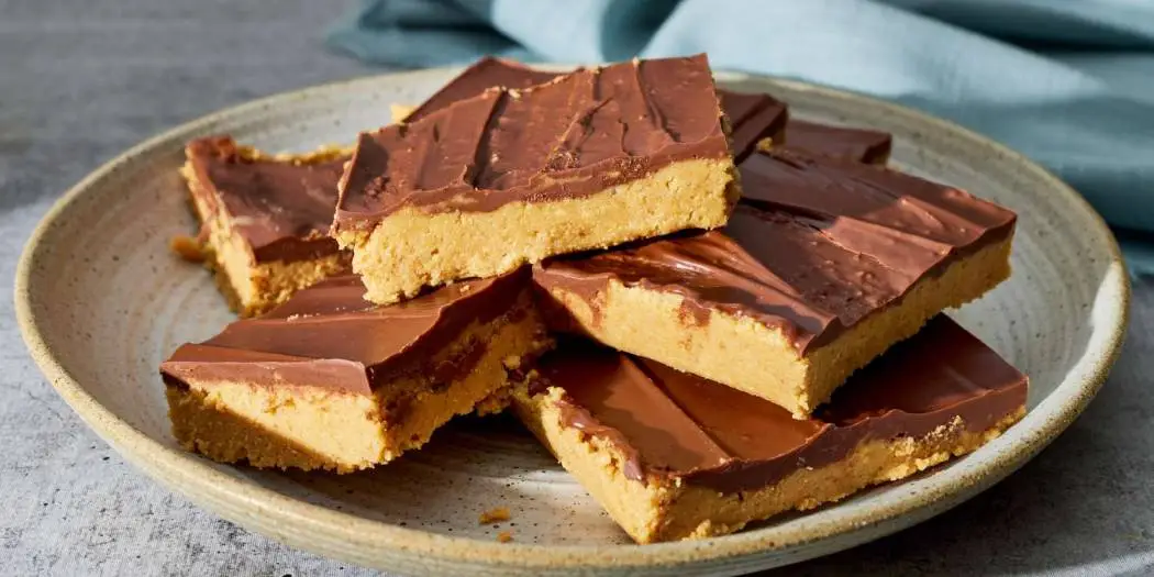 No Bake Chocolate Peanut Butter Bars